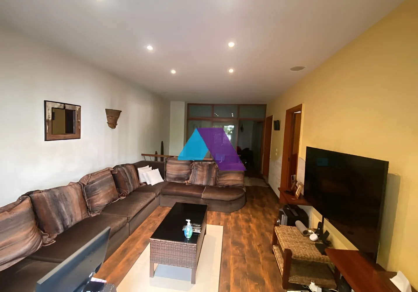 Apartment for Sale in Ain Saadeh - 3 bed, 4 bath