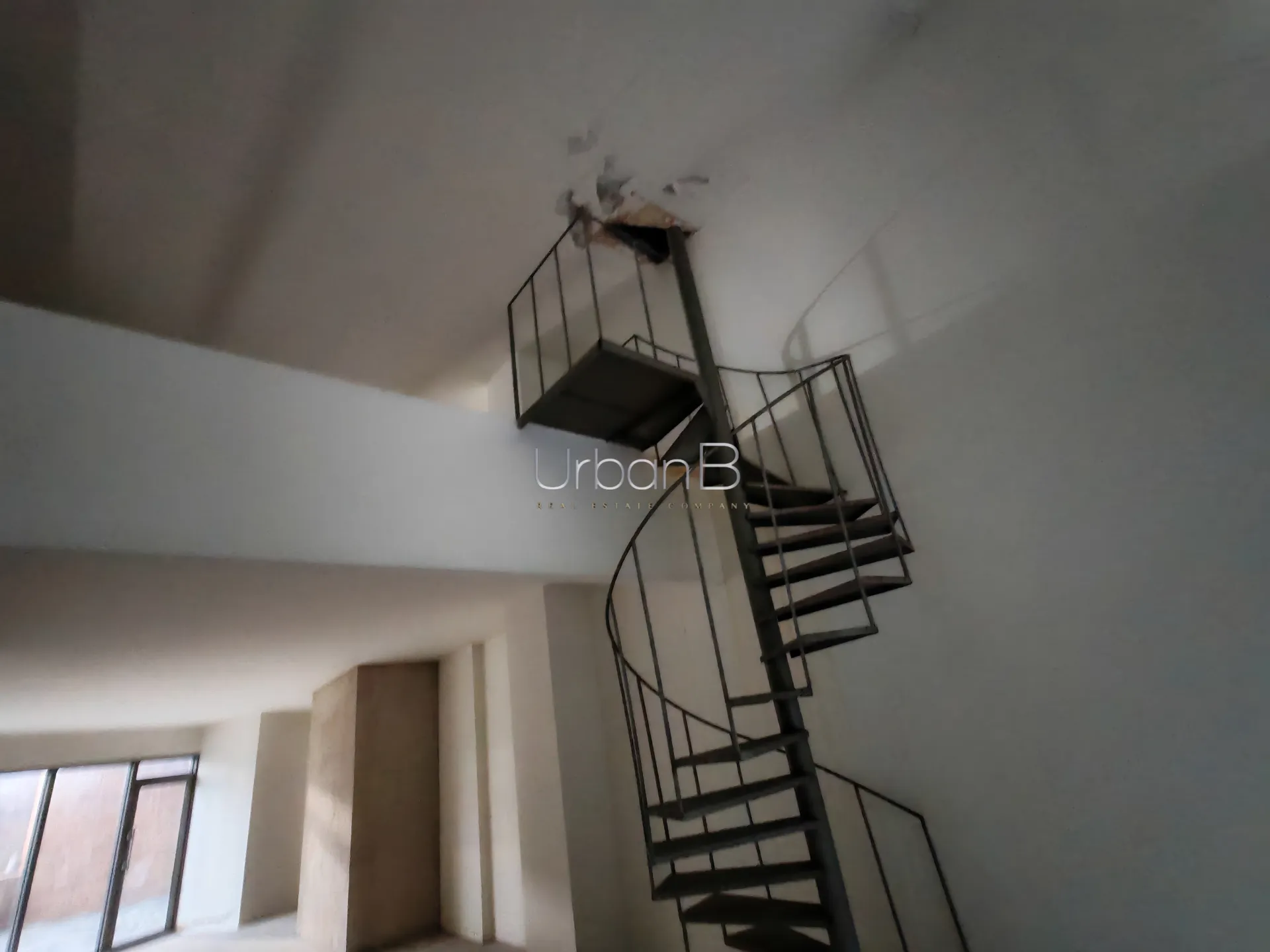 Commercial Property in Hotel dieu, beirut, lebanon