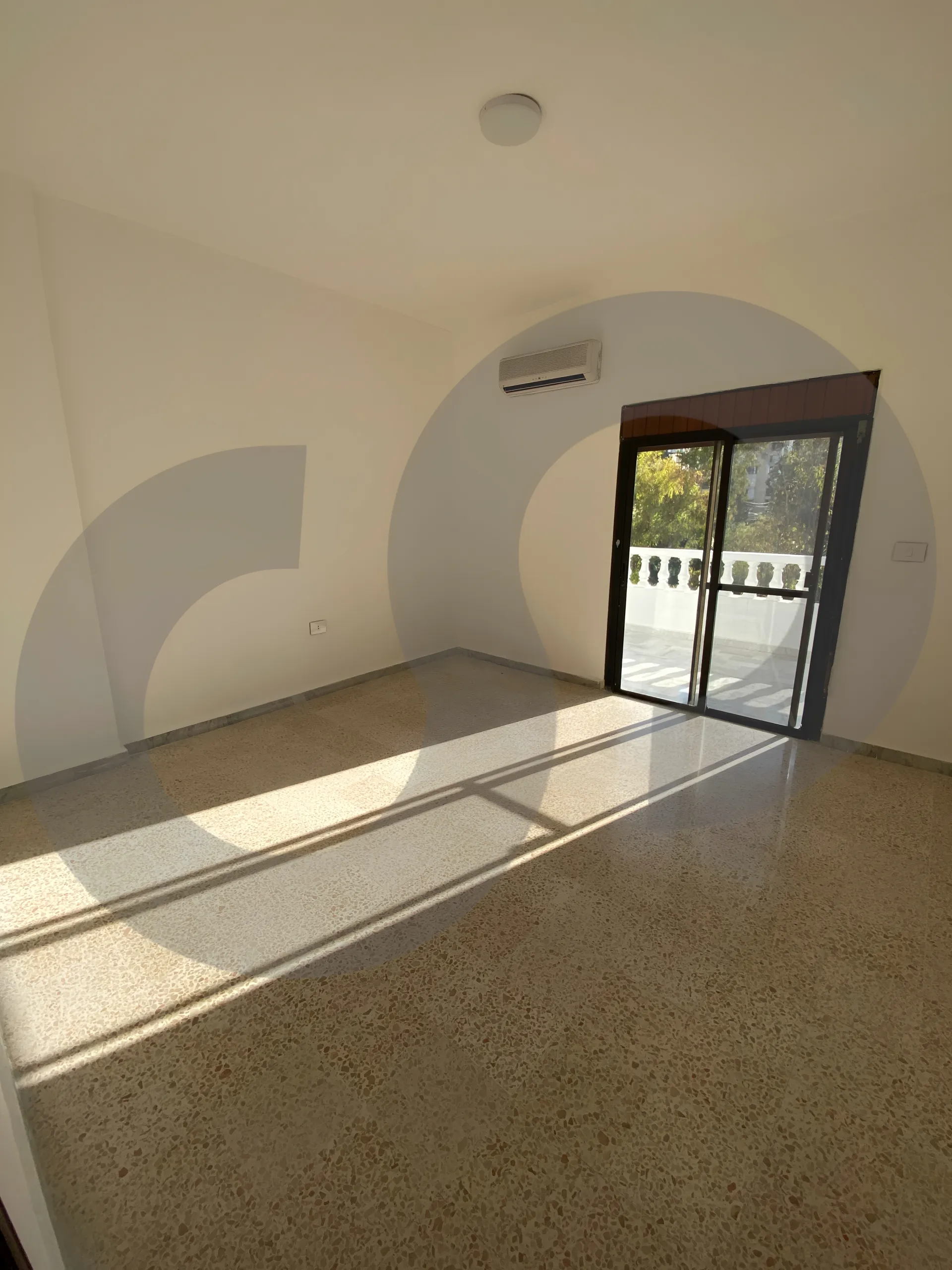 Apartment for Sale in Dawhet Aramoun - 3 bed, 2 bath