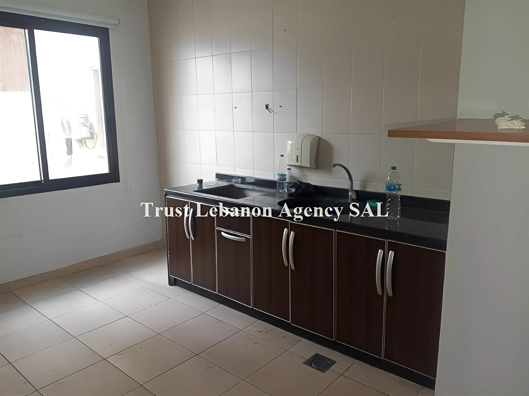 Office for rent in Beirut, Saifi
