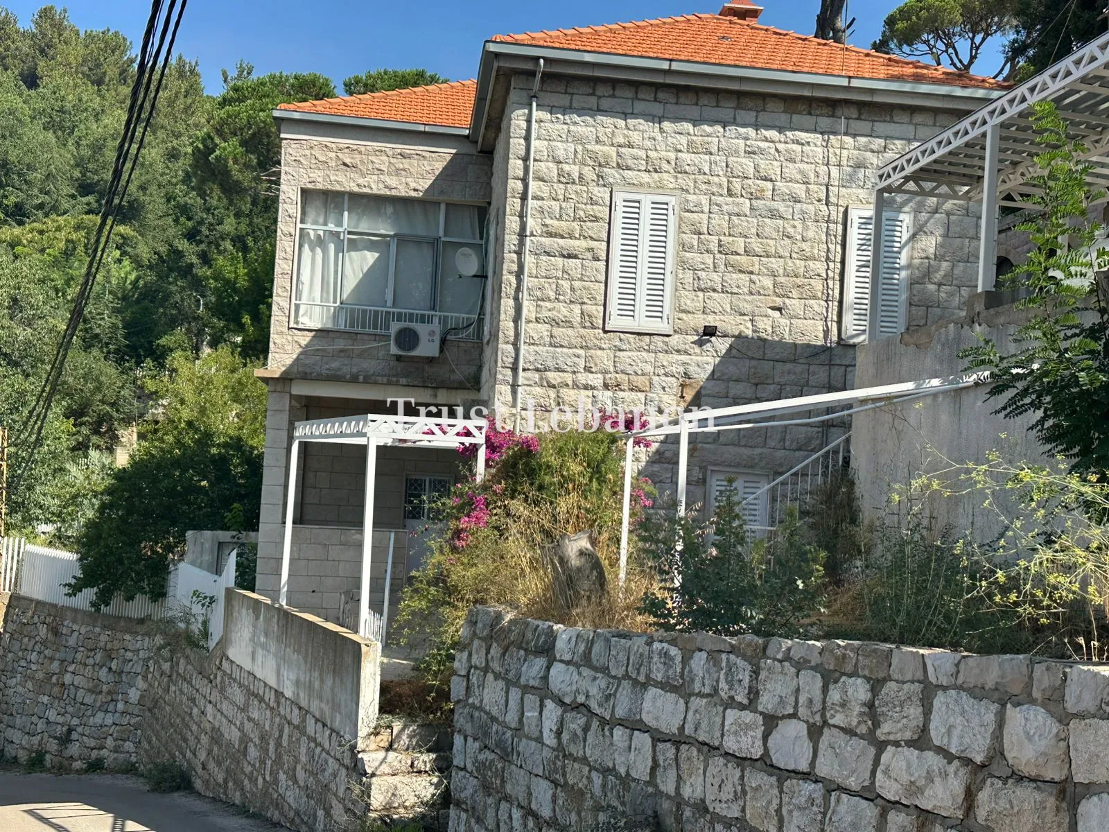 House for sale in Dahr El Souane, Lebanon