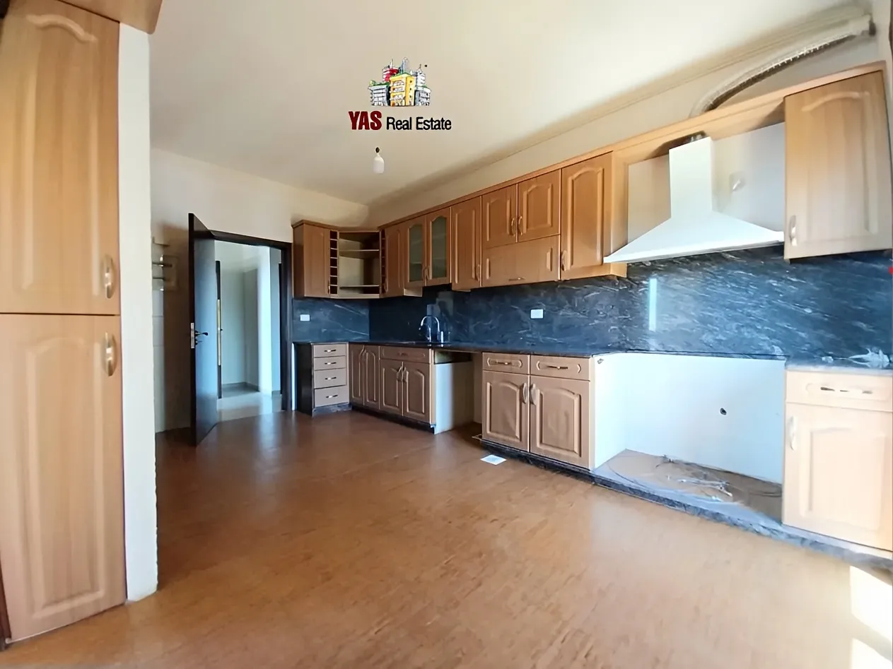 Apartment for Rent in Ajaltoun