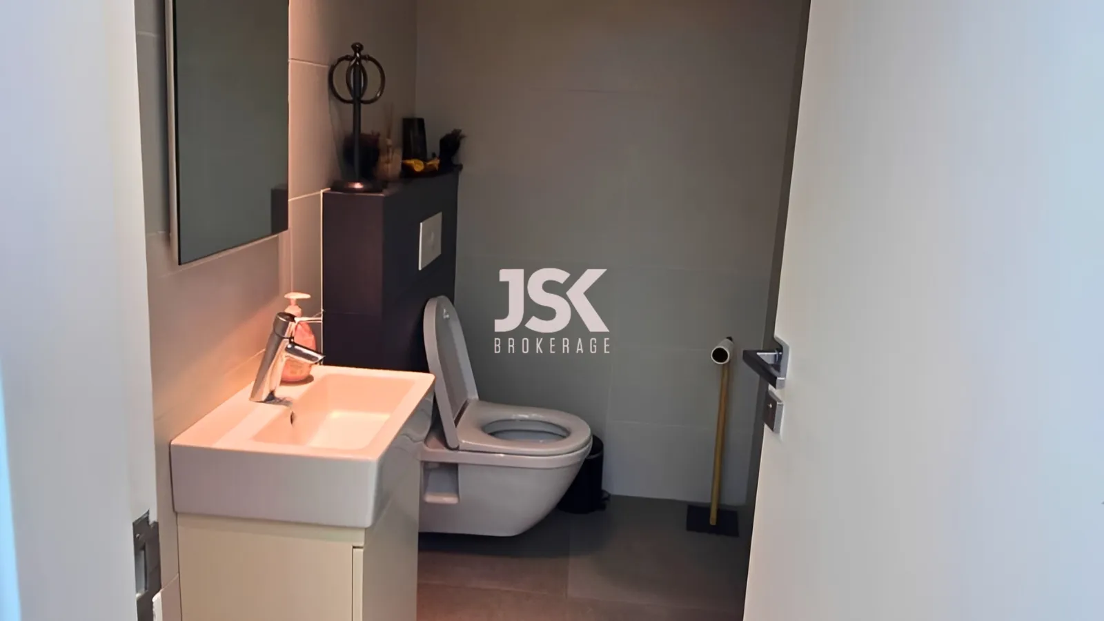 Loft for Sale in Mar Mikhael