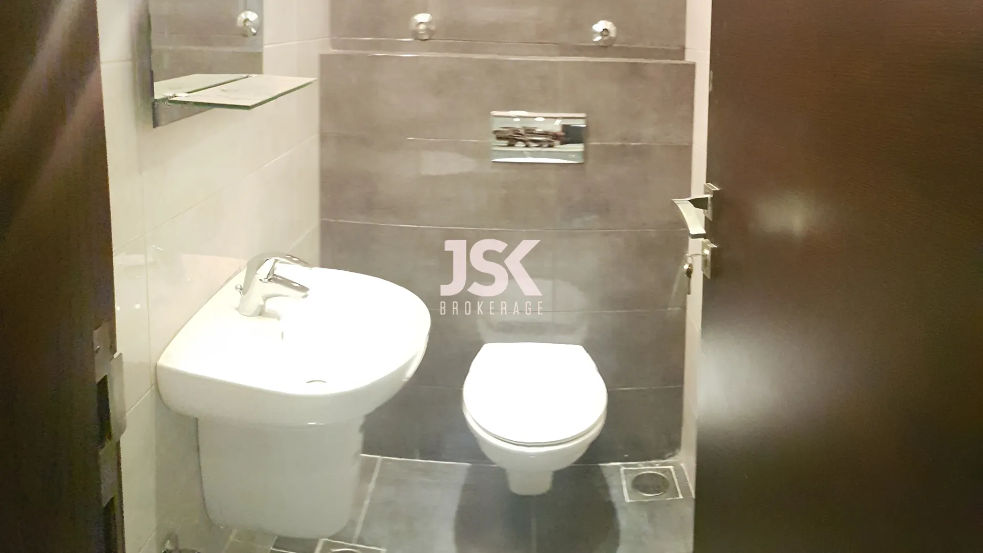 Apartment for Sale in Sioufi