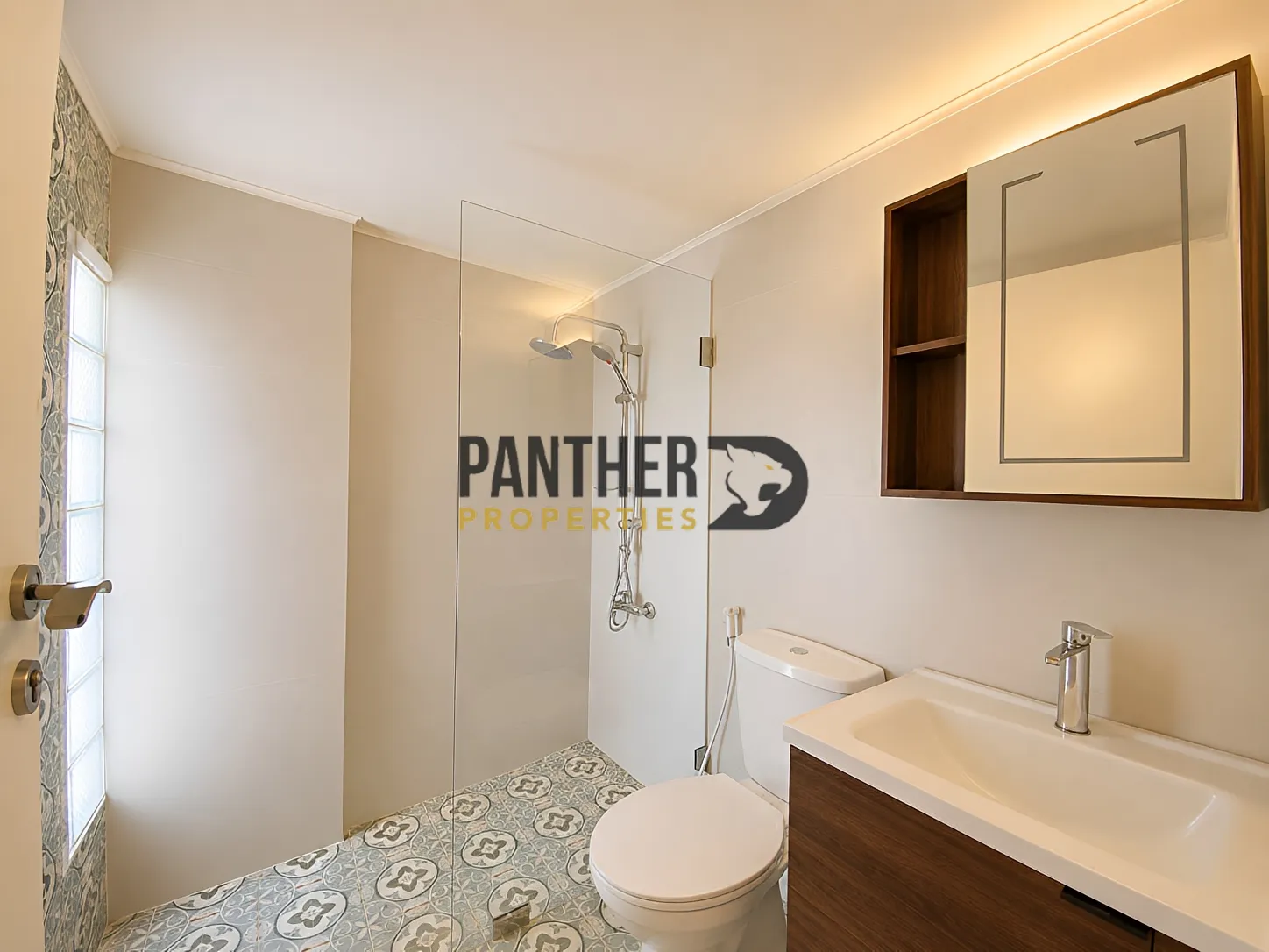 Apartment for rent in Achrafieh, beirut, lebanon