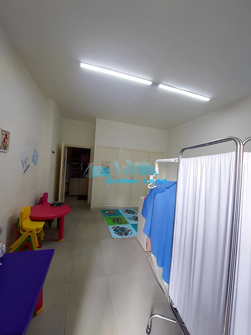 Office for rent in Dekwaneh