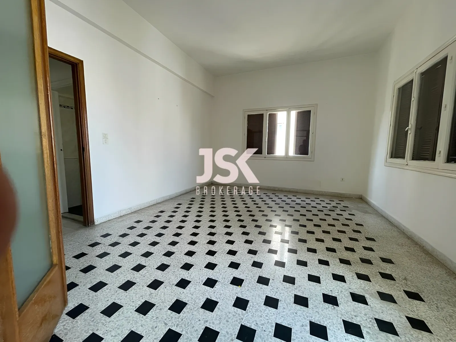 Apartment for Rent in Achrafieh - 3 bed, 2 bath