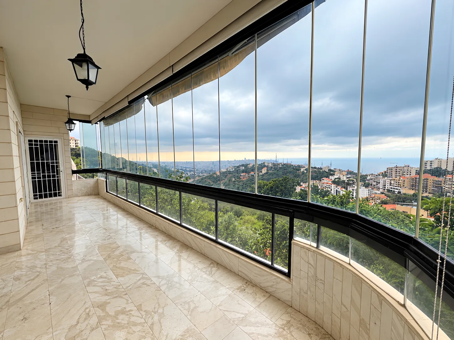Apartment for rent in Bsalim