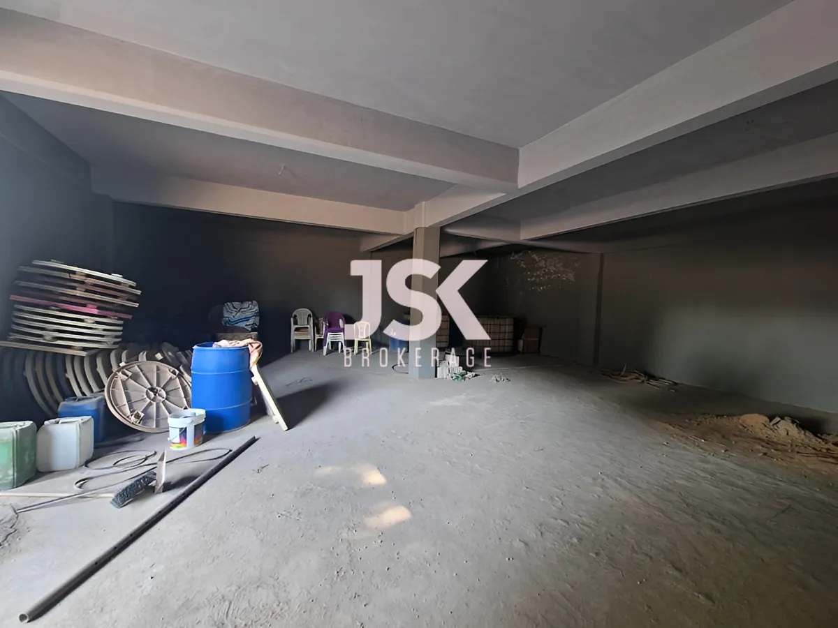 Industrial Unit for Sale in Chekka