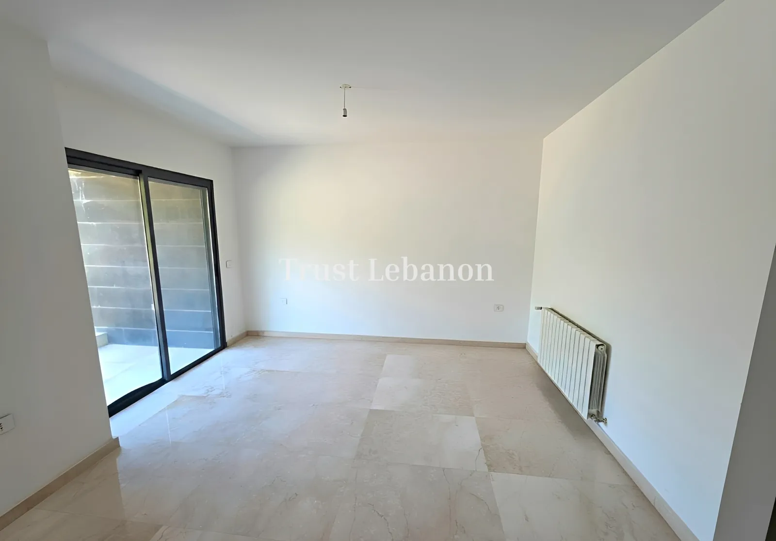 Apartment for sale in Ajaltoun, Lebanon - 5 bed, 5 bath