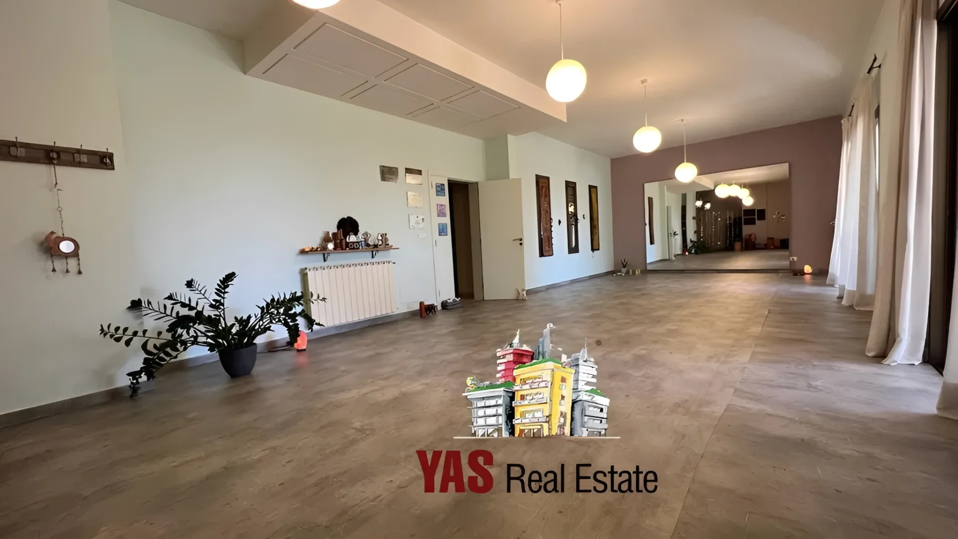 Villa for Sale in Ballouneh