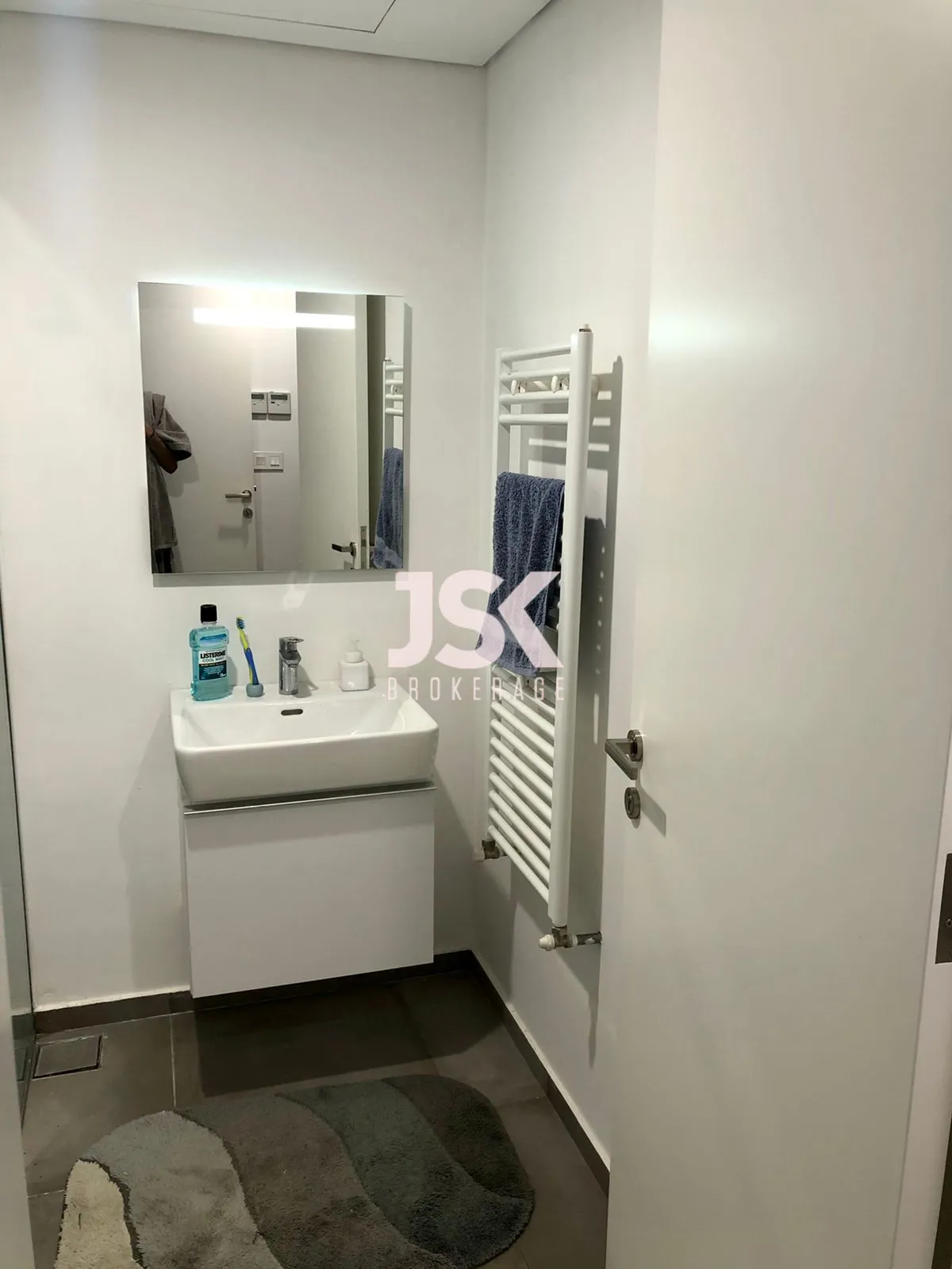 Apartment for Rent in Adliyeh
