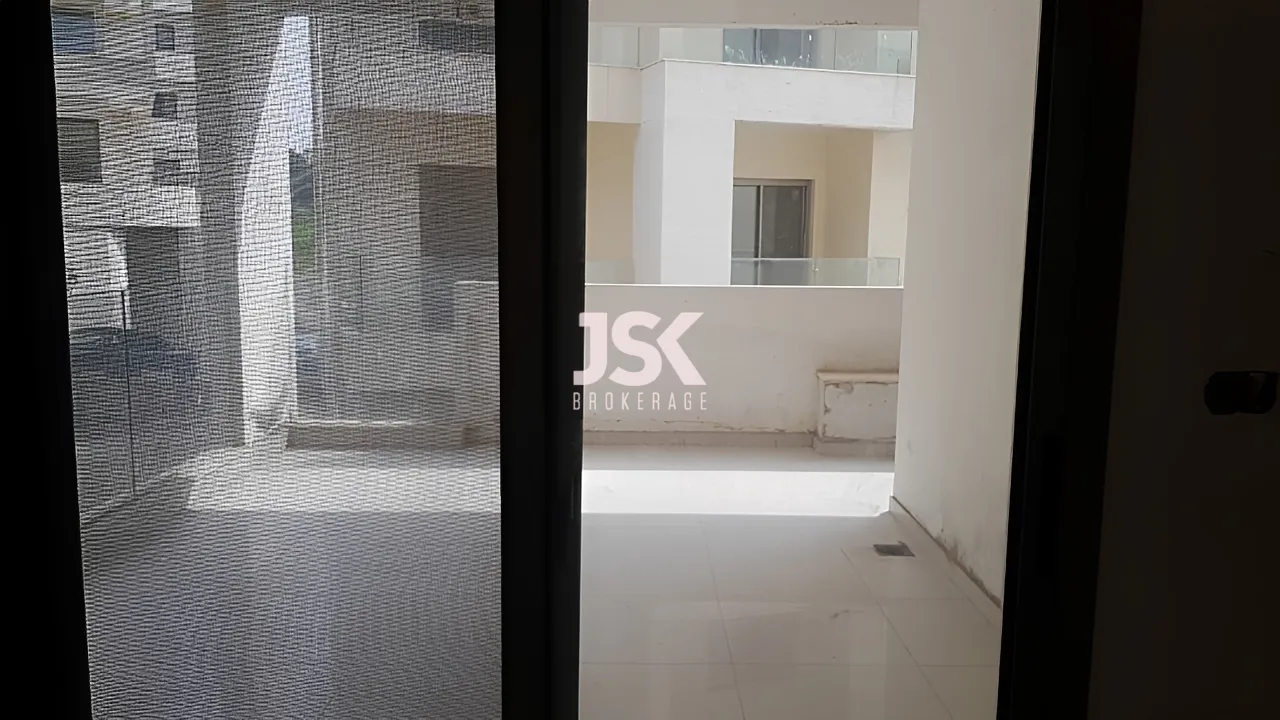 Apartment for Sale in Tabarja