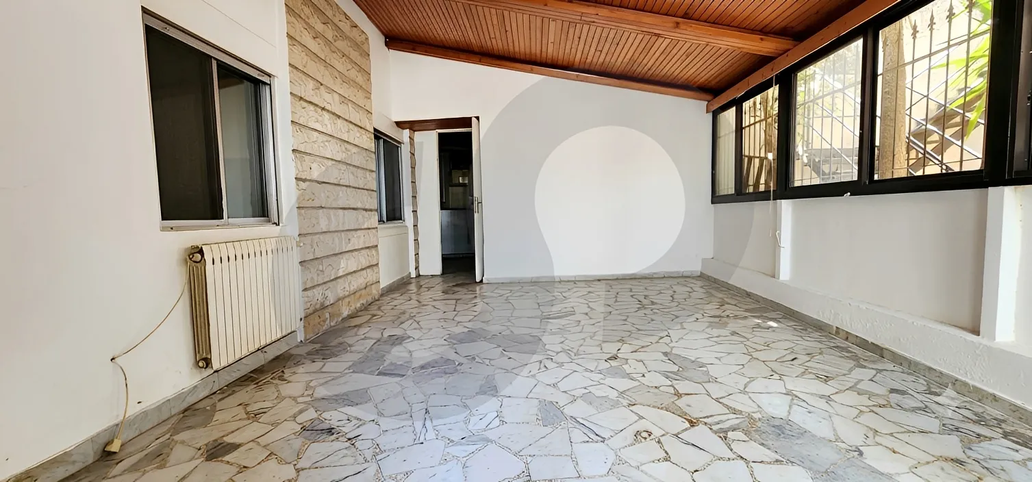 Apartment for Sale in Qornet El Hamra