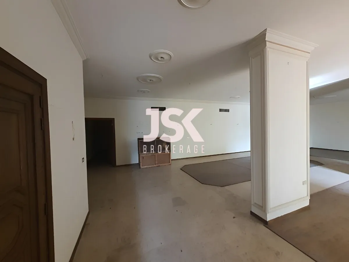 Office for rent in Mansourieh