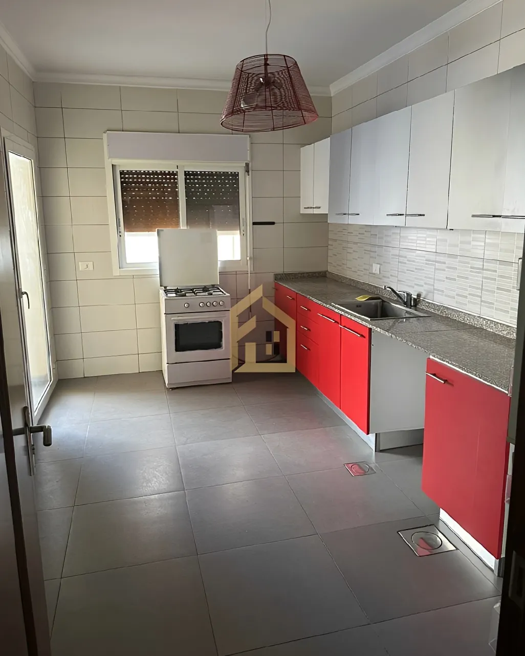 Apartment for rent in Ballouneh, Lebanon - 3 bed, 3 bath