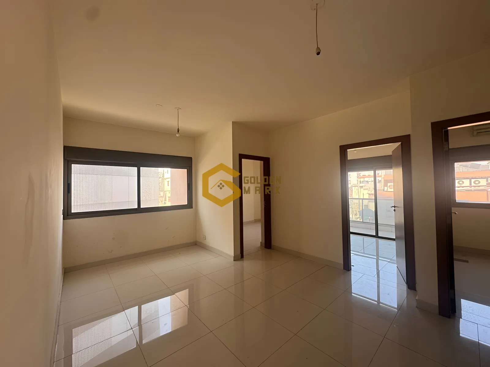 Office for rent in Jdeideh