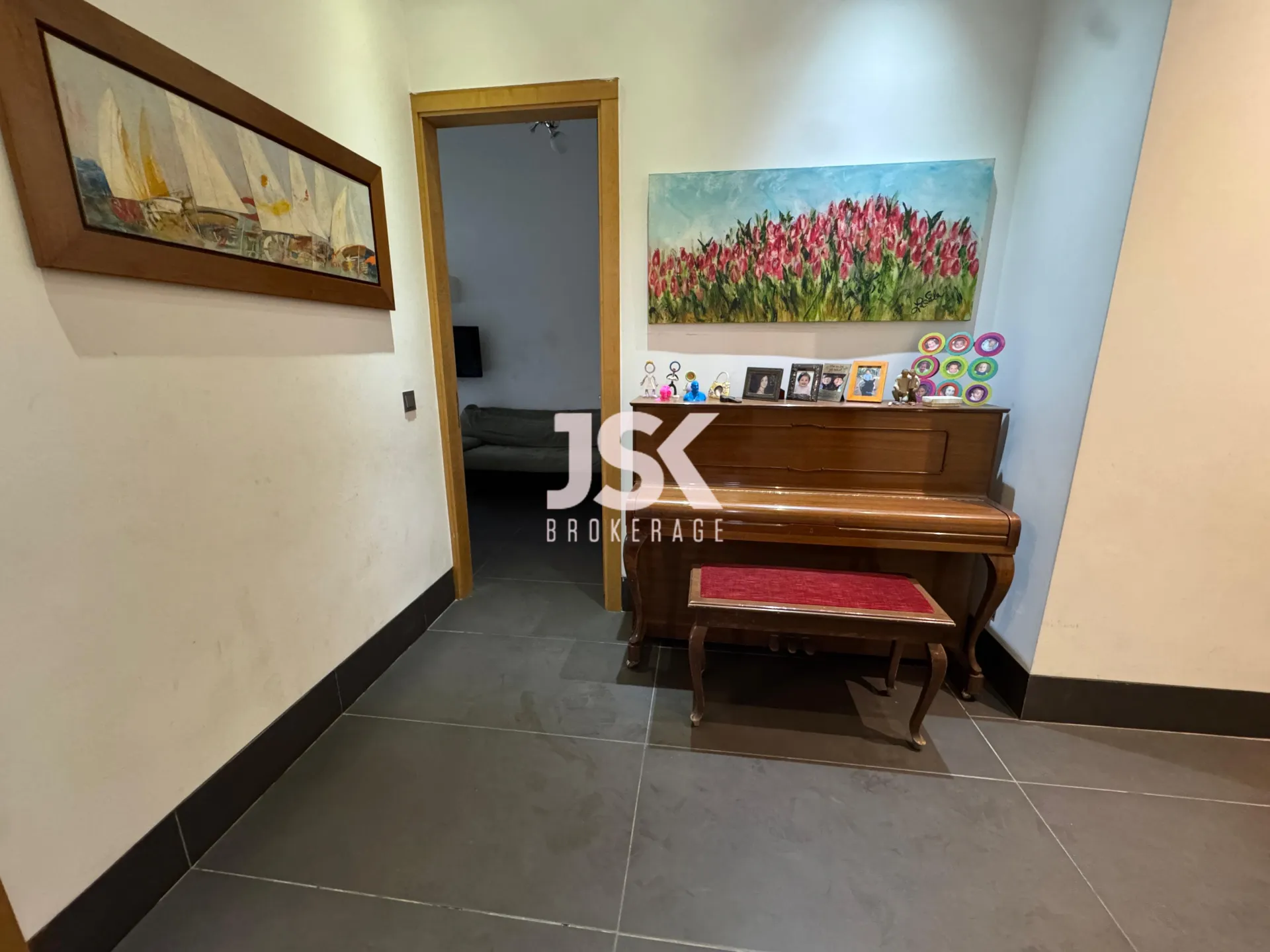 Apartment for Sale in Ras