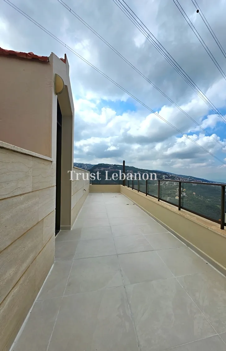 Duplex for sale in Cornet Chahwan