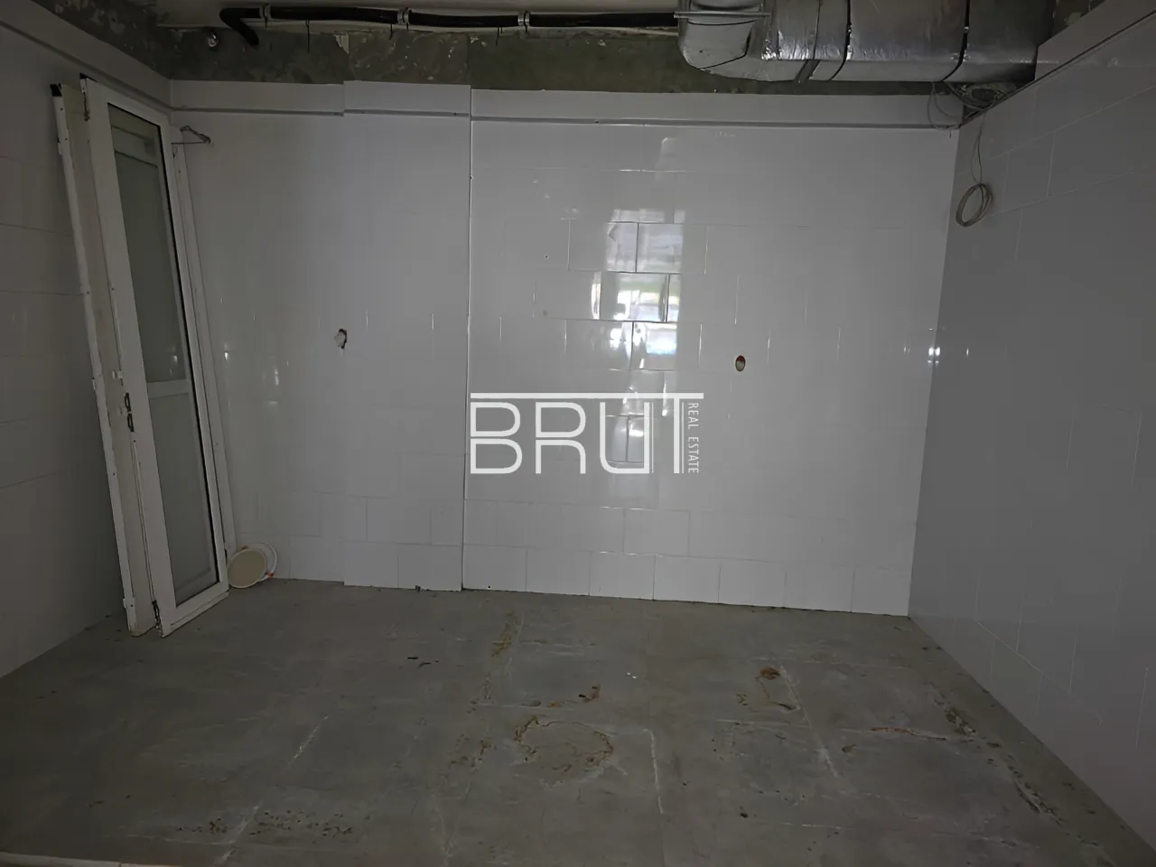Shop For Sale in Sarba