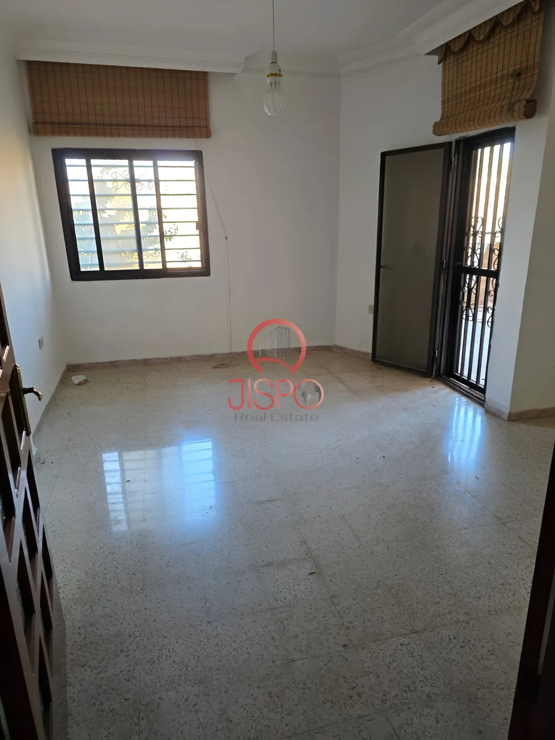 Apartment for sale in Mjadel