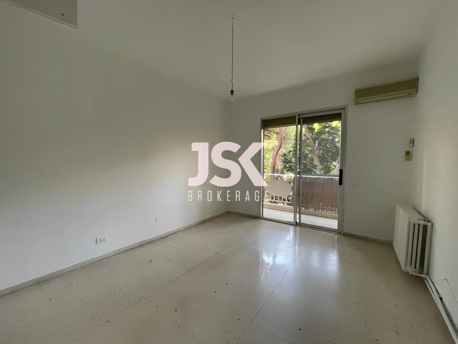 Apartment for Sale in Horch Tabet - 3 bed, 4 bath