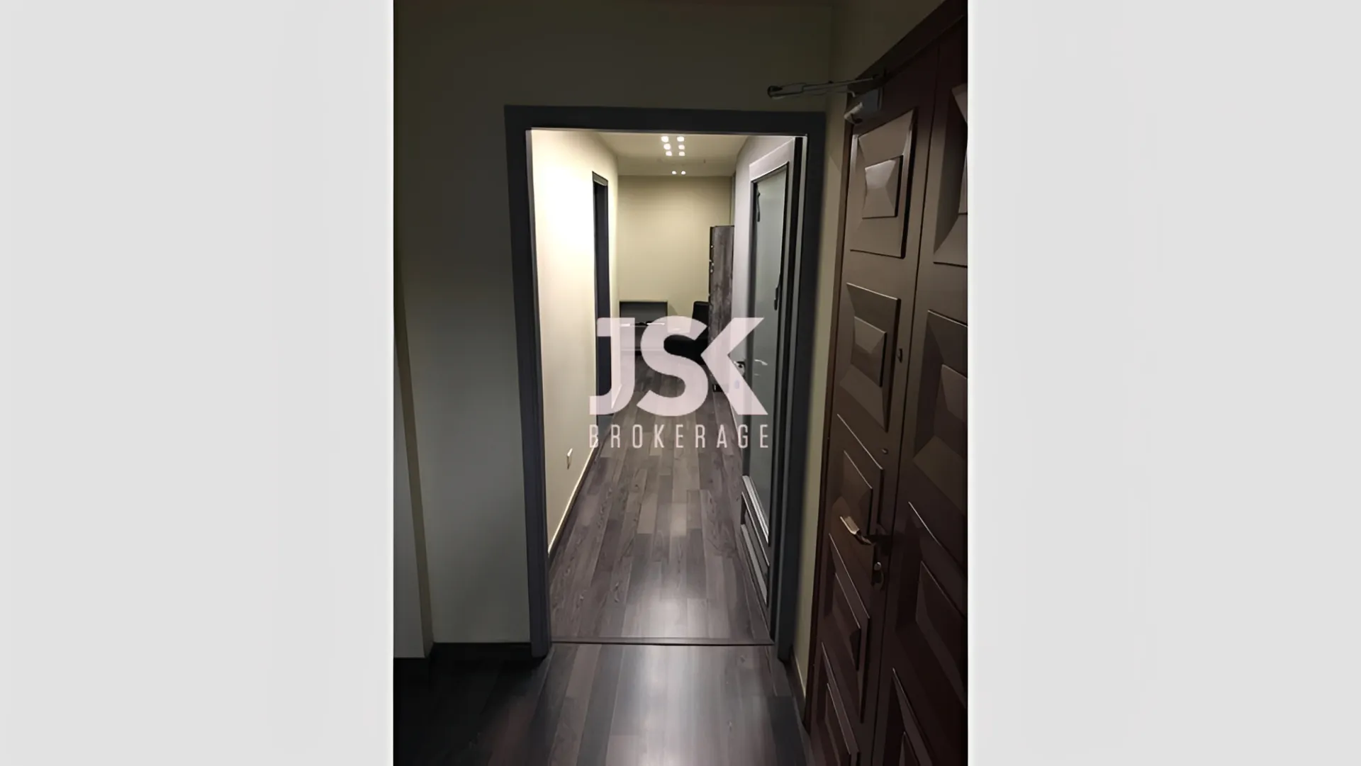 Office for sale in Jdeideh