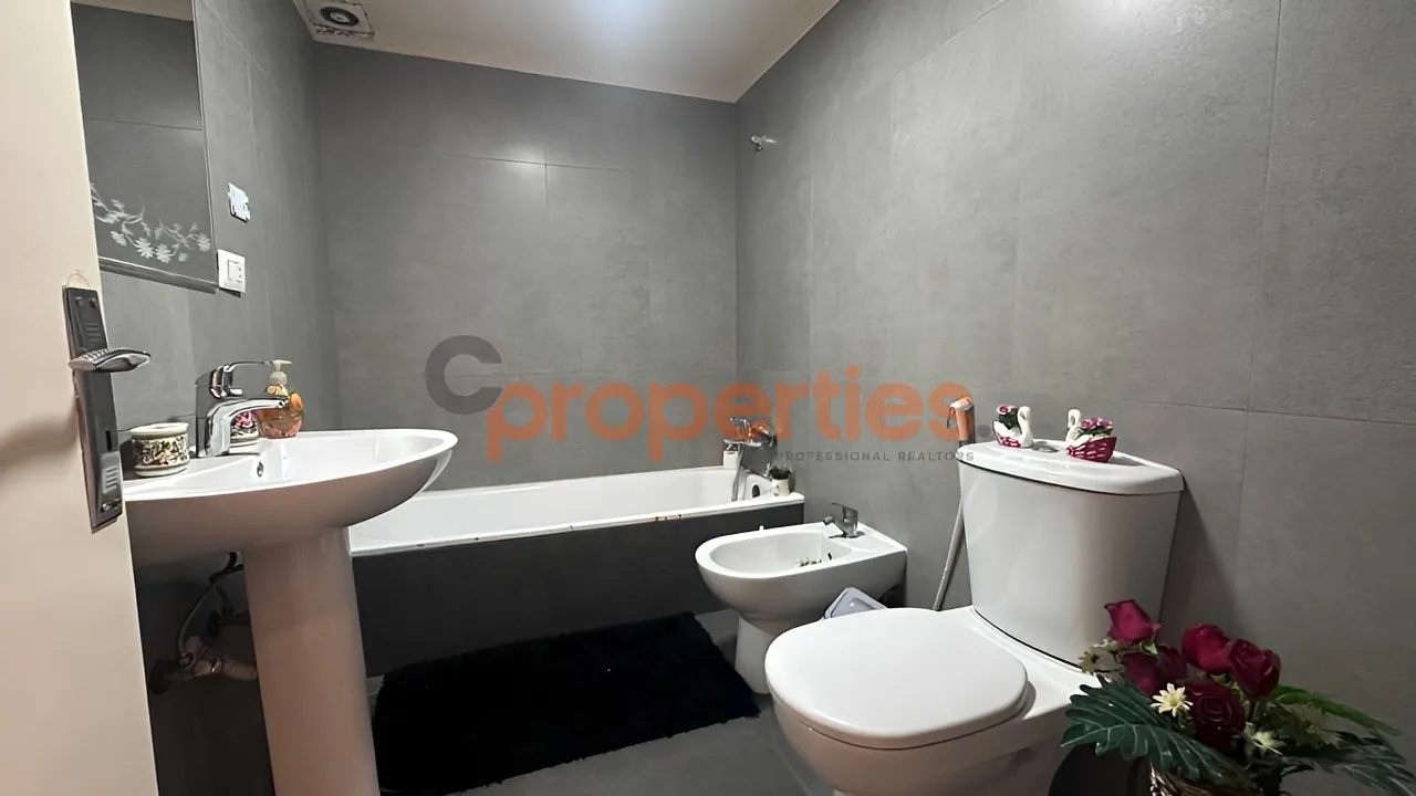 Office for Rent in Manara