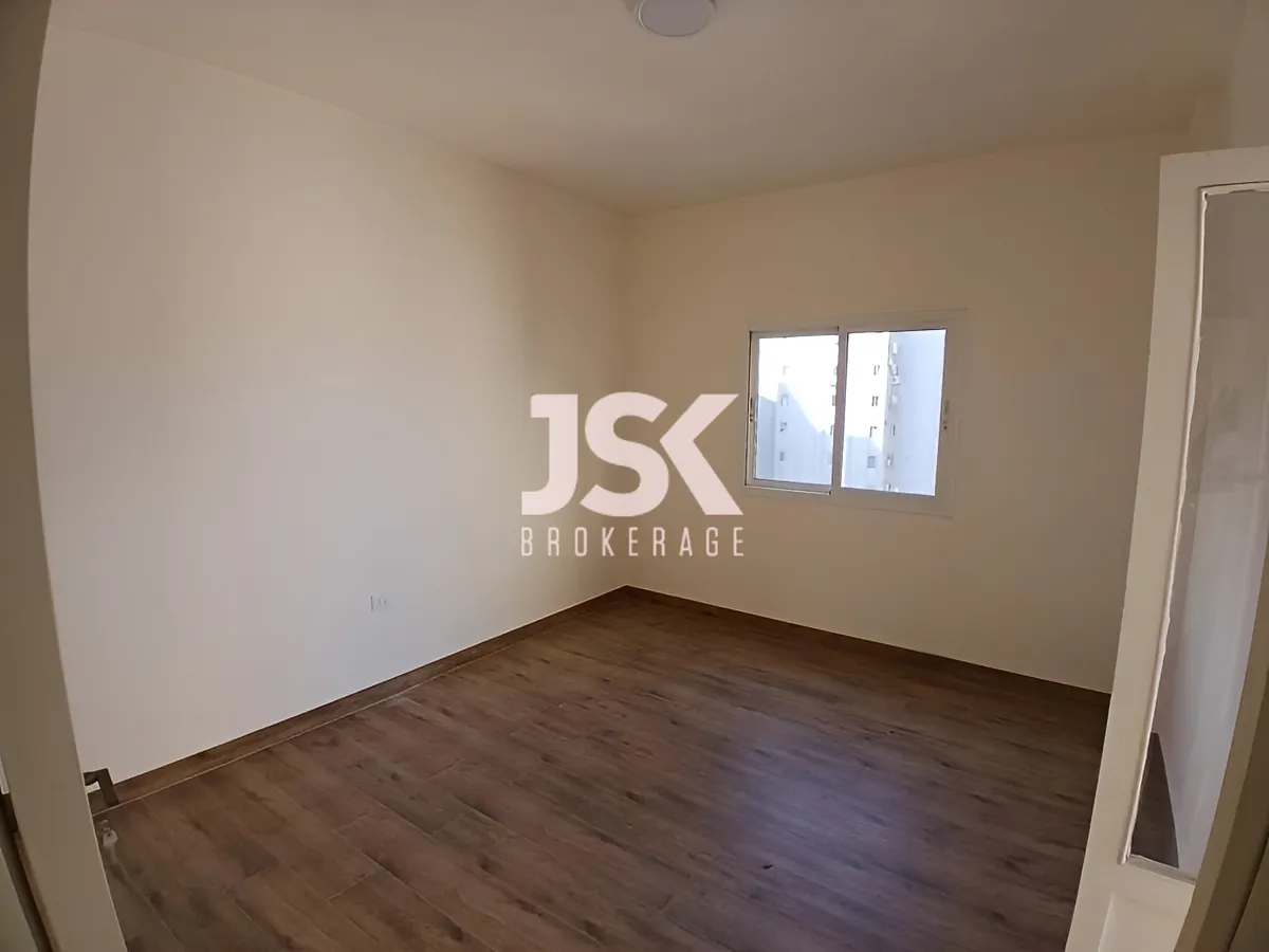 Office for rent in Daoura