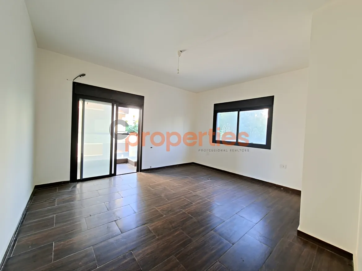 Apartment for Sale in Halat