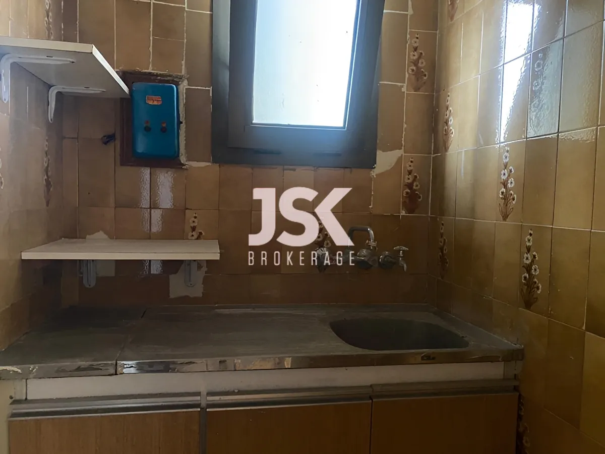 Office for Sale in Baouchriyeh