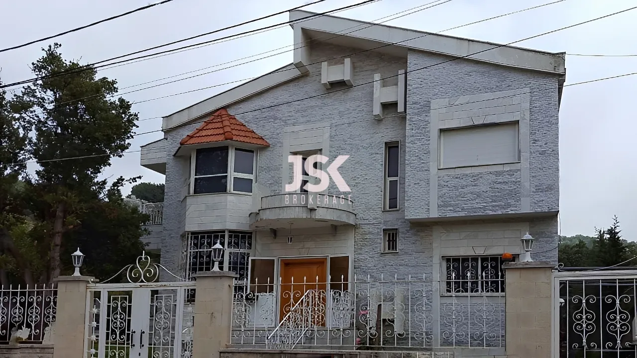 Villa for Rent in Beqaatet Aachqout