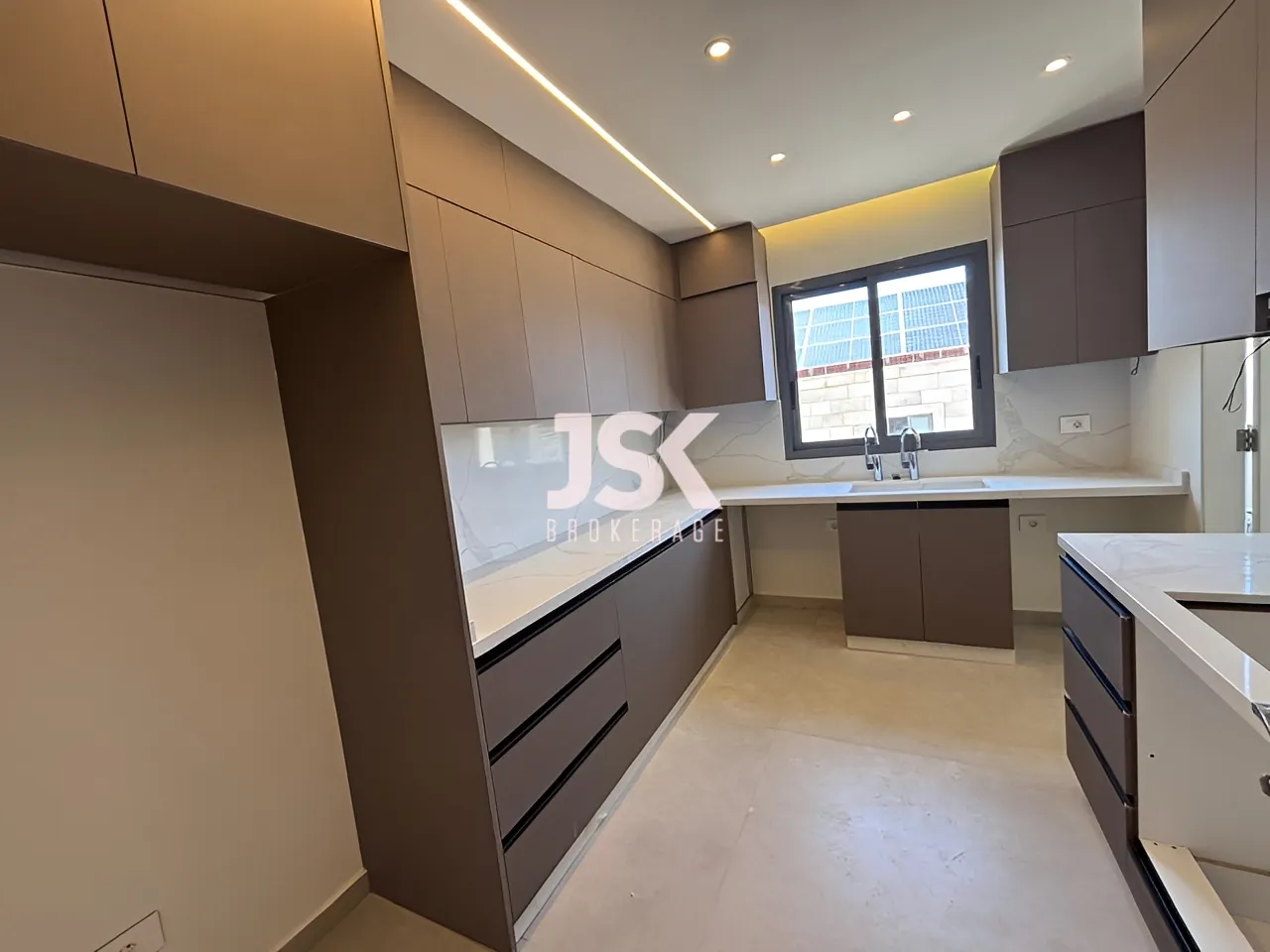 Apartment for Sale in Baabdat