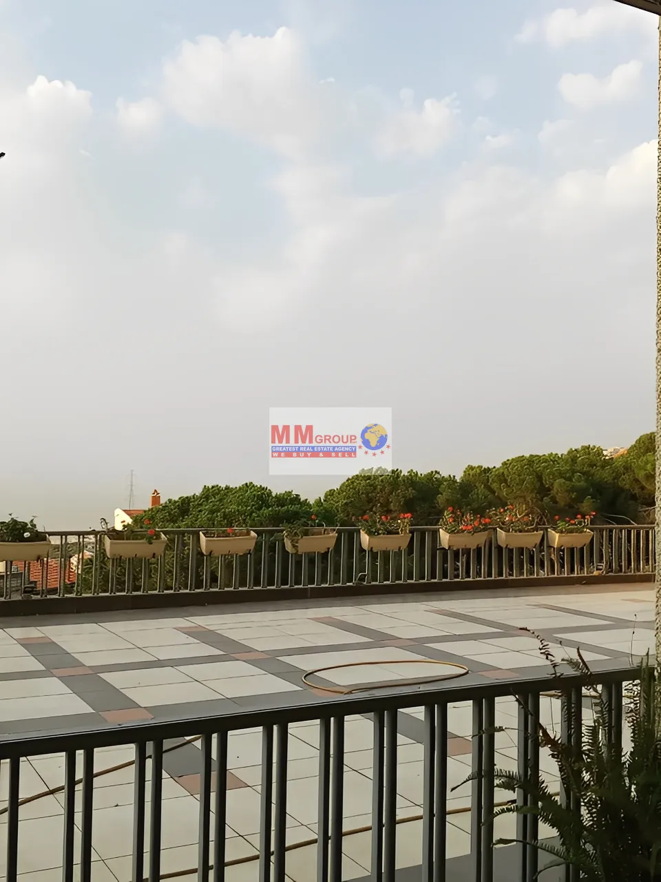 Apartment for Sale in Ain Saade - 3 bed, 4 bath