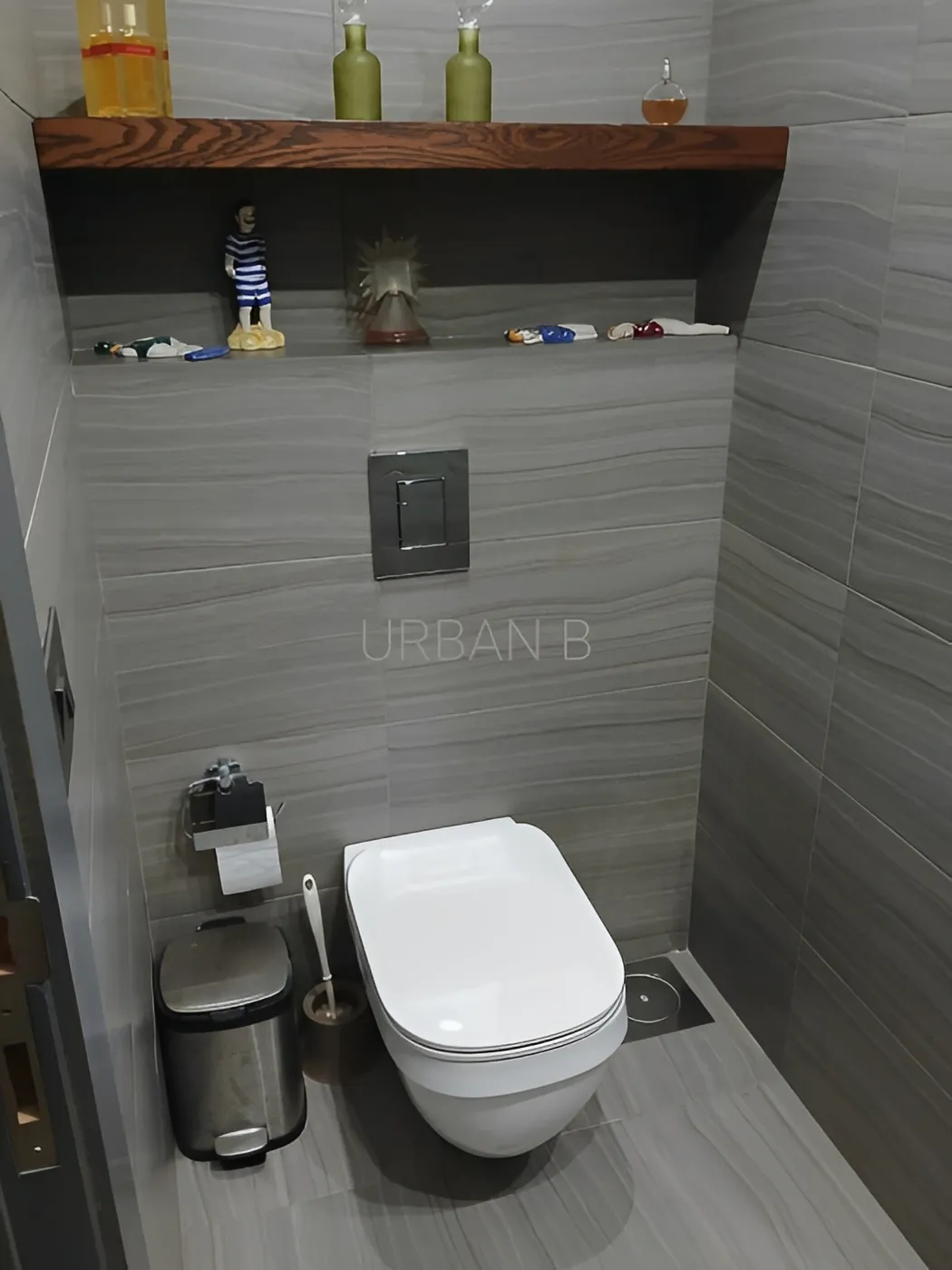 Triplex for rent in Hazmieh, Lebanon
