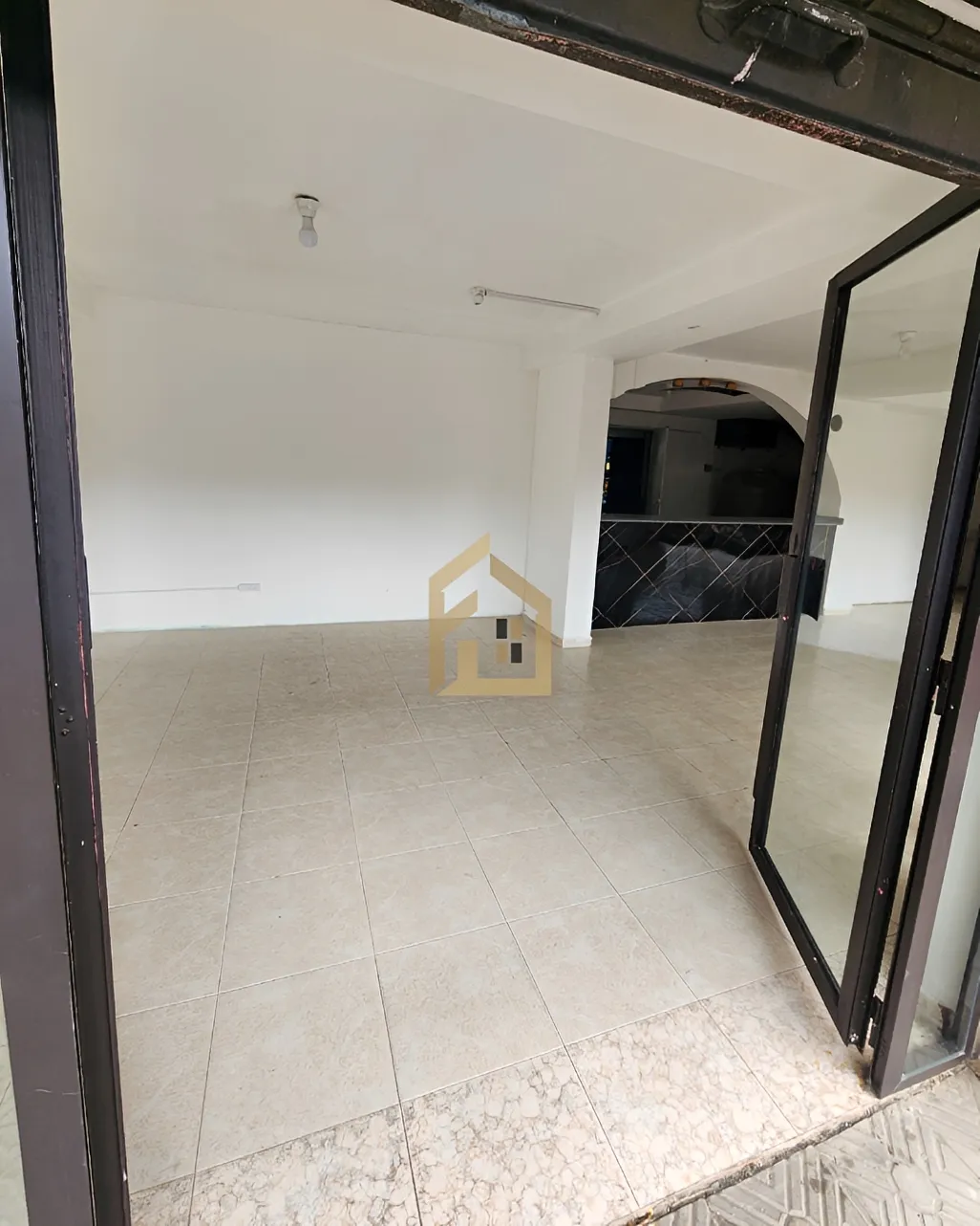 Shop for sale in New Rawda, Beirut, Lebanon