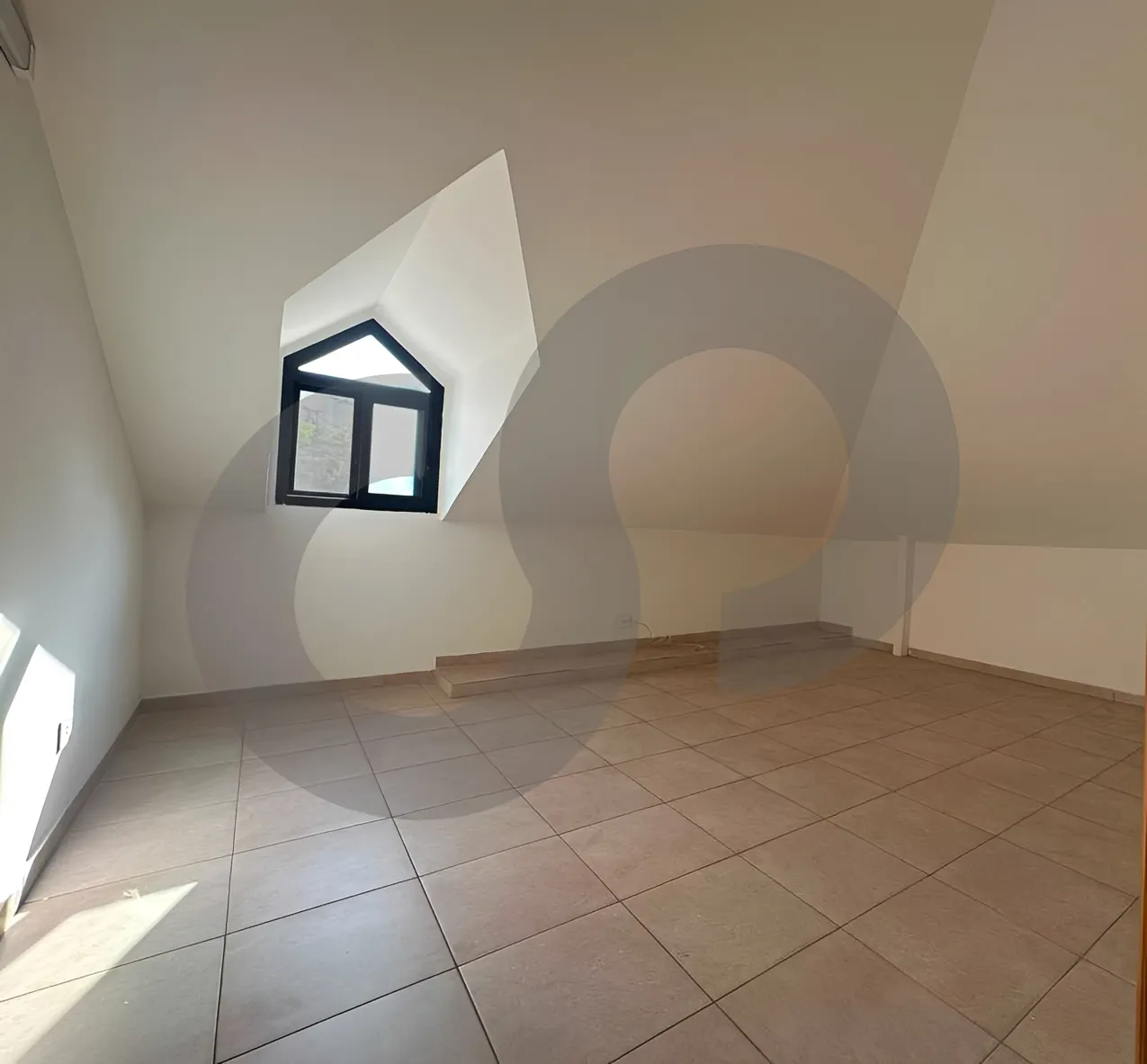 Apartment for Sale in Aaraiya