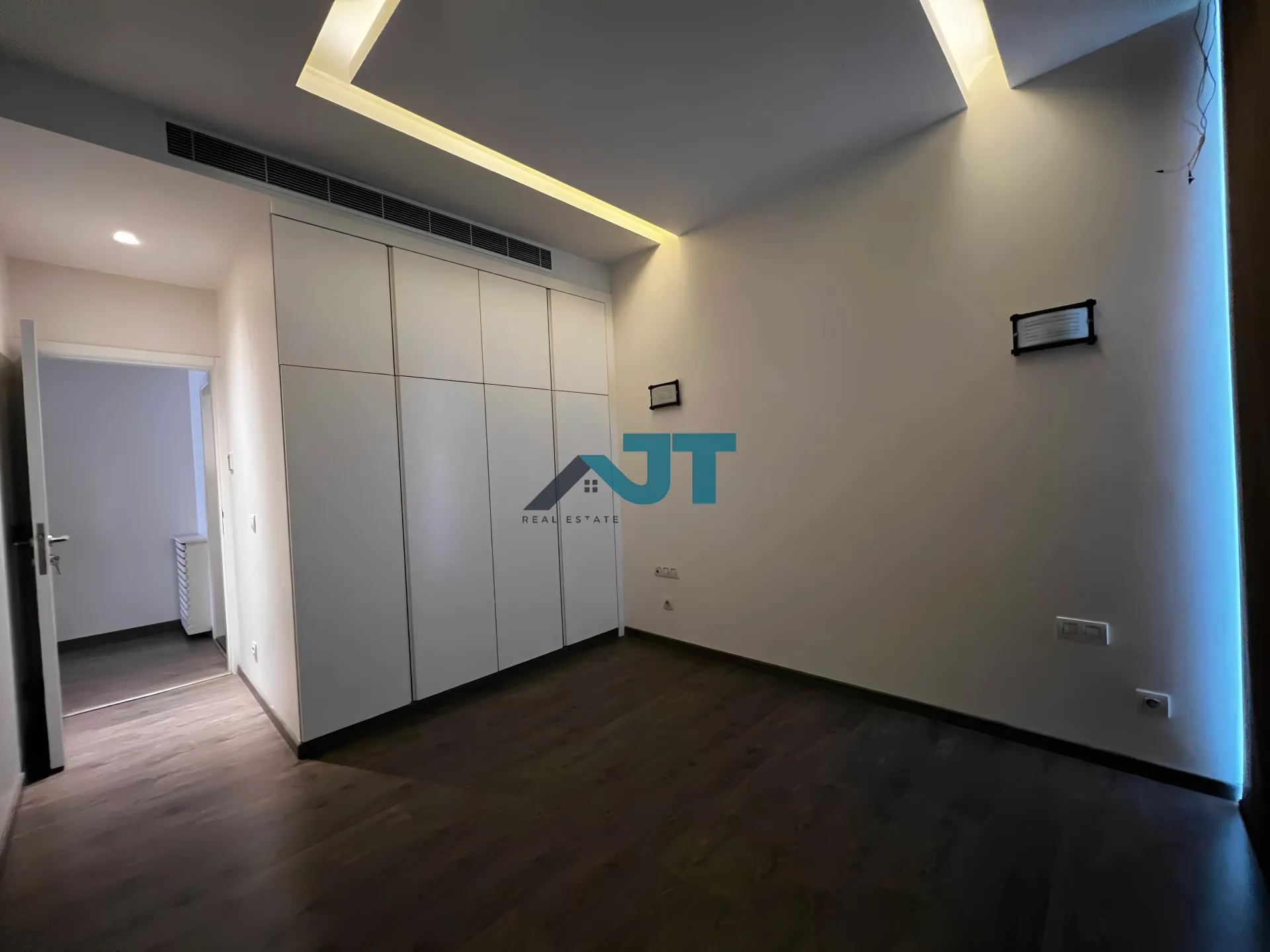 Apartment for Sale in Achrafieh, Sodeco - 3 bed, 2 bath