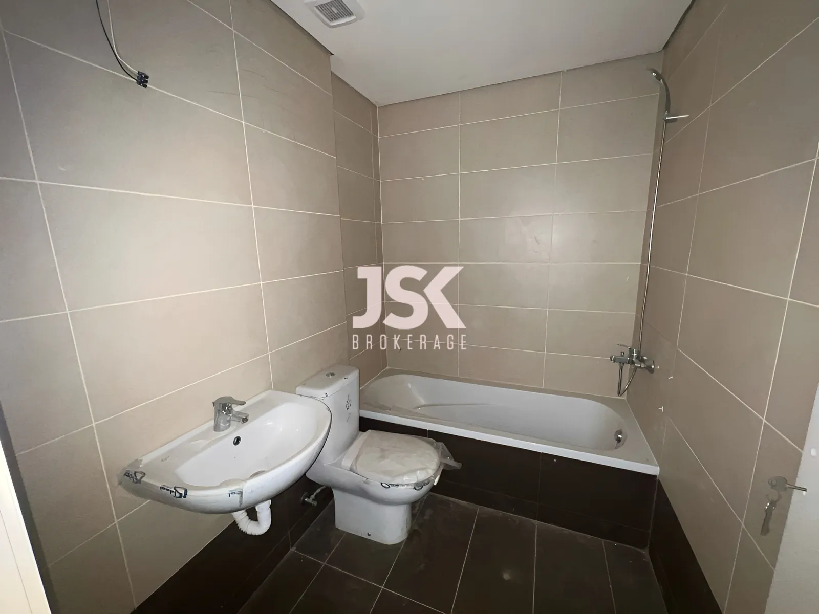 Apartment for Sale in Dekwaneh