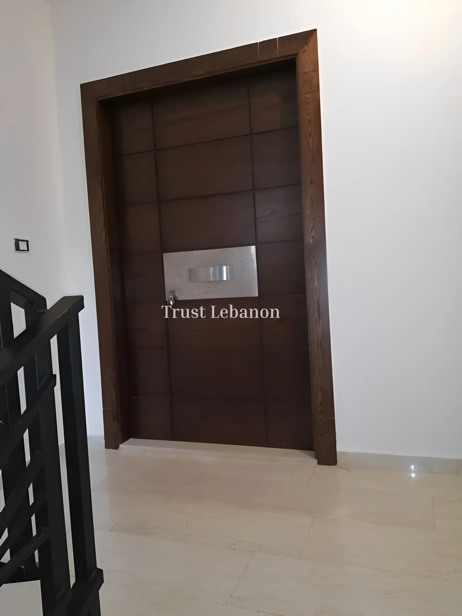 Apartment for sale in Mazraat Yachoua, Lebanon - 4 bed, 4 bath