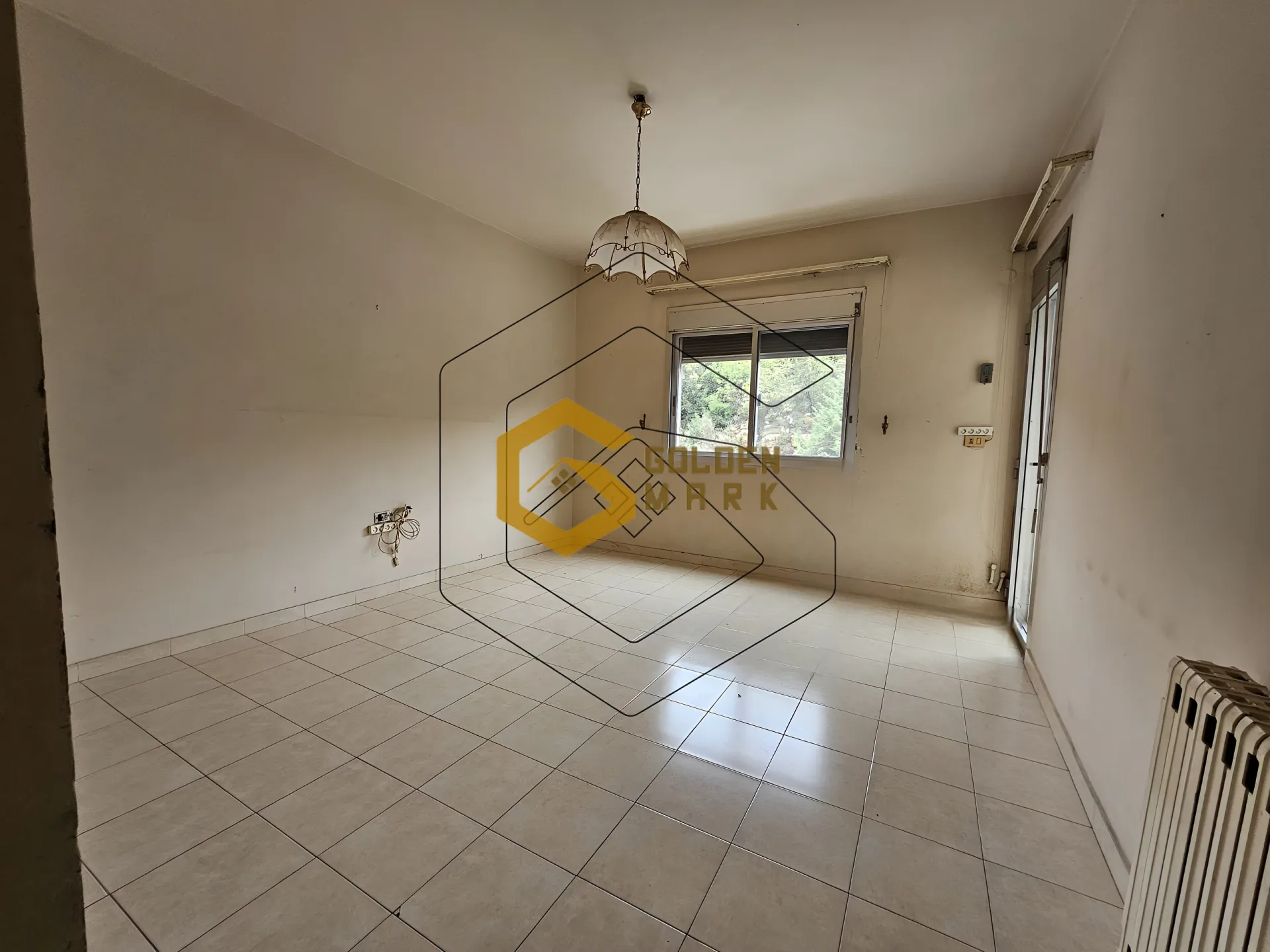 Apartment for Sale in Ballouneh