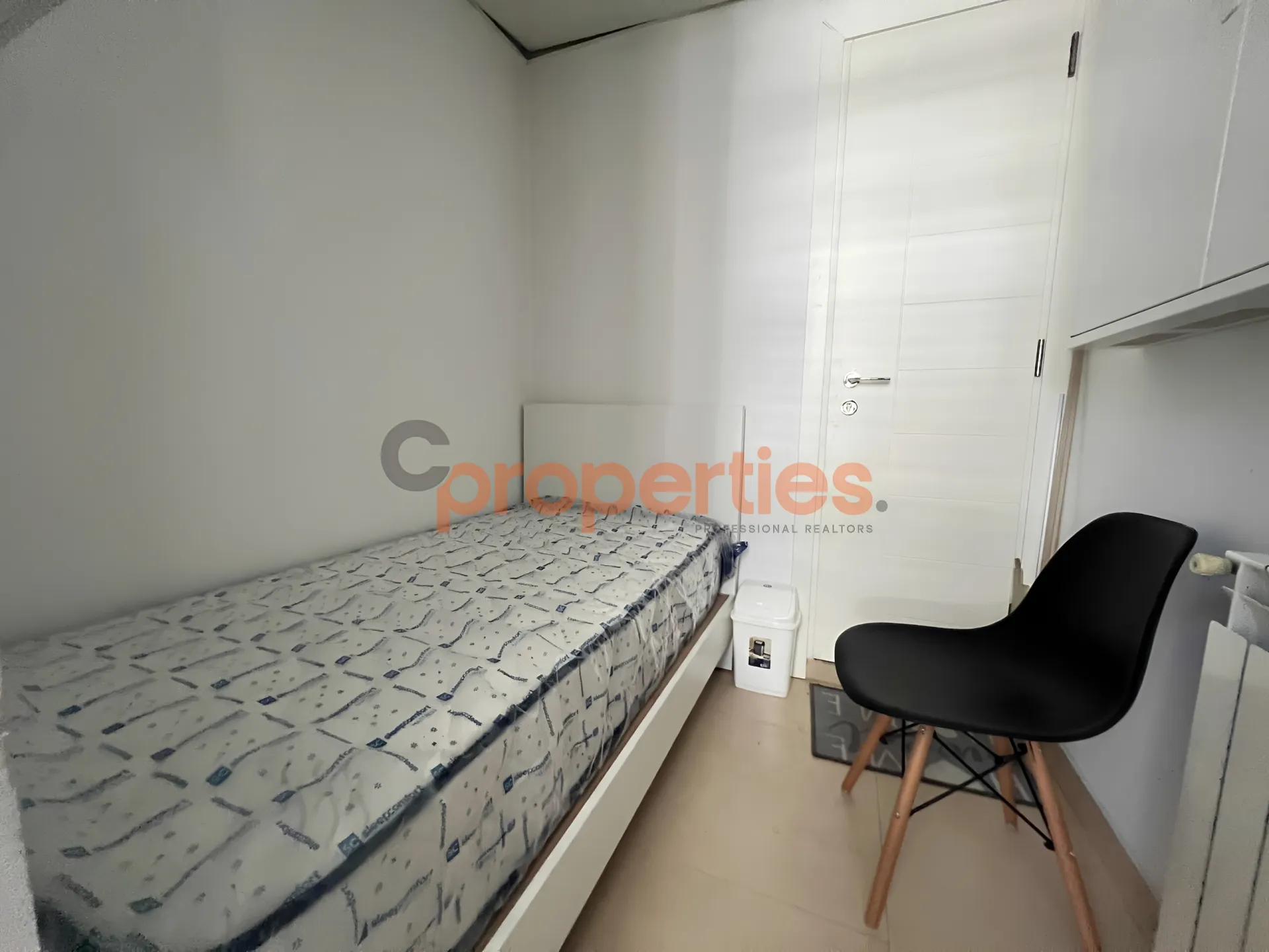 Apartment for Rent in Hamra