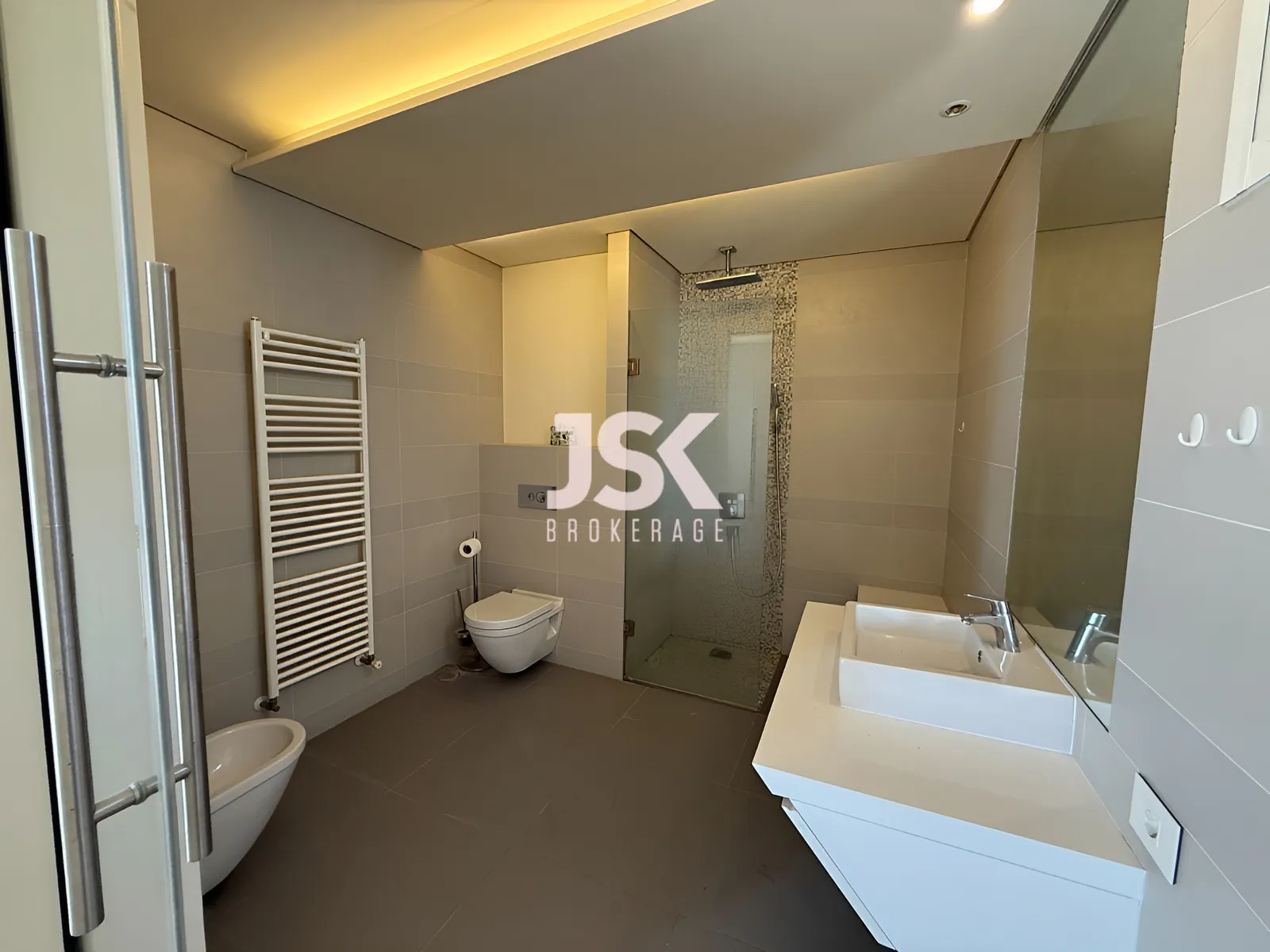 Hotel for Sale in Achrafieh