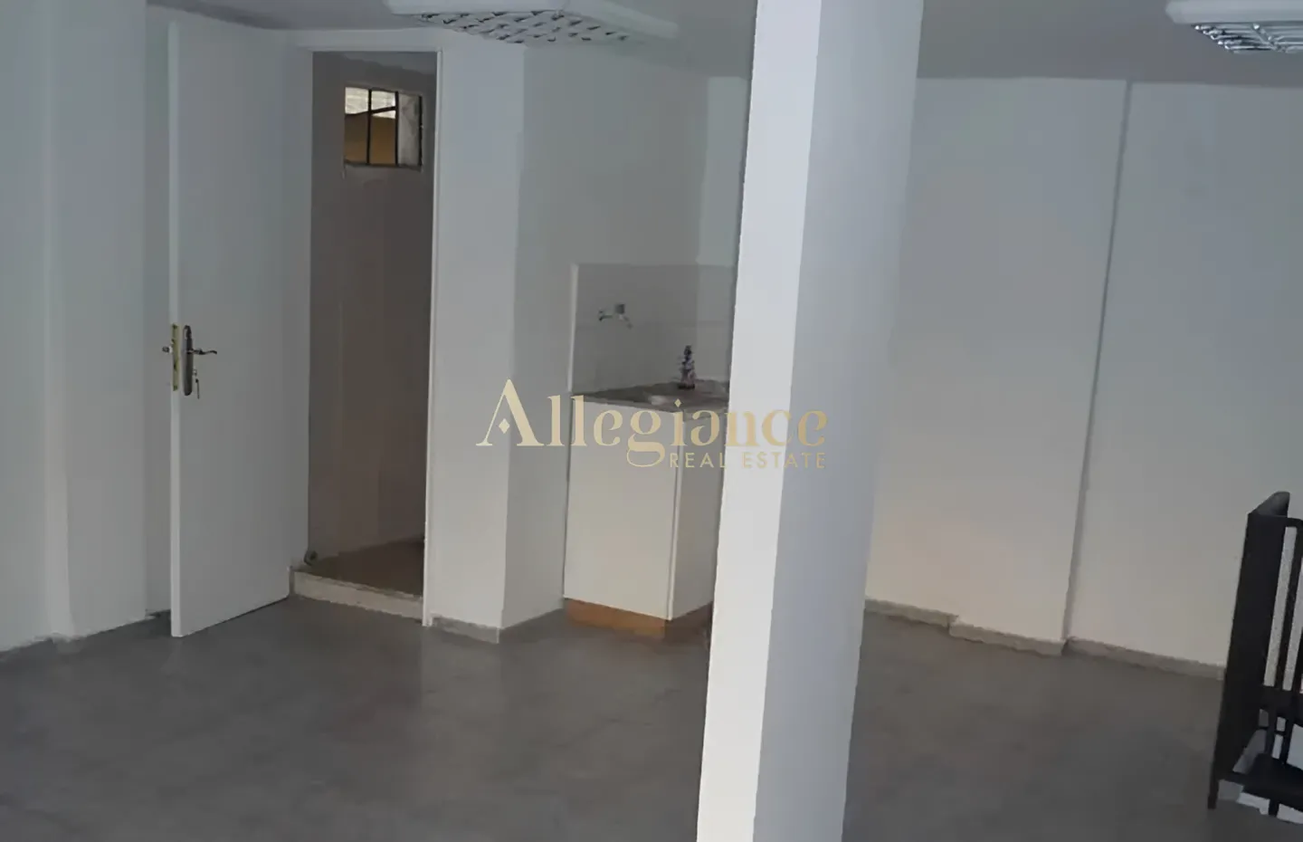 Office for rent in Jdeideh
