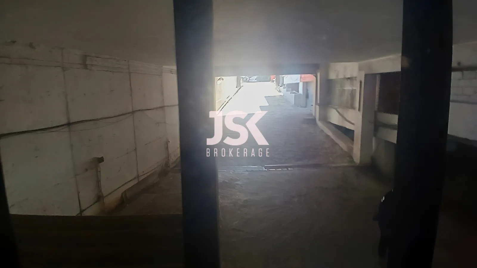 Shop for rent in Daoura