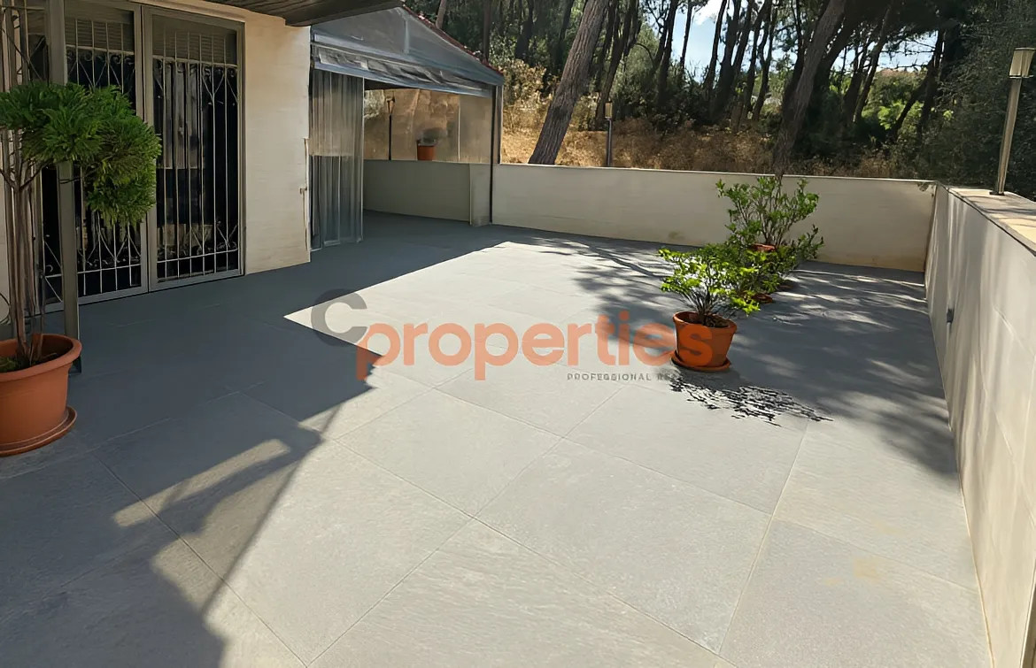 Apartment for Sale in Montiverdi - 3 bed, 4 bath