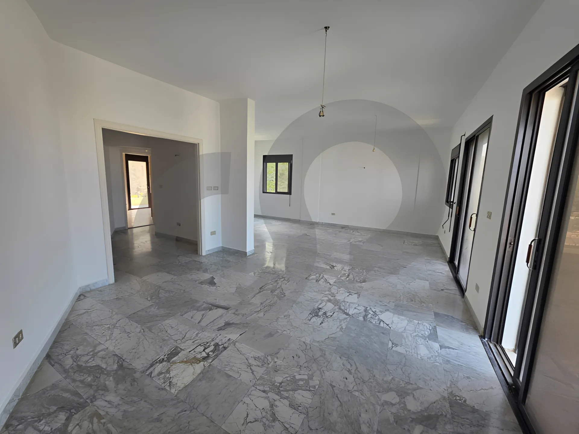 Building for Sale in Ghadir