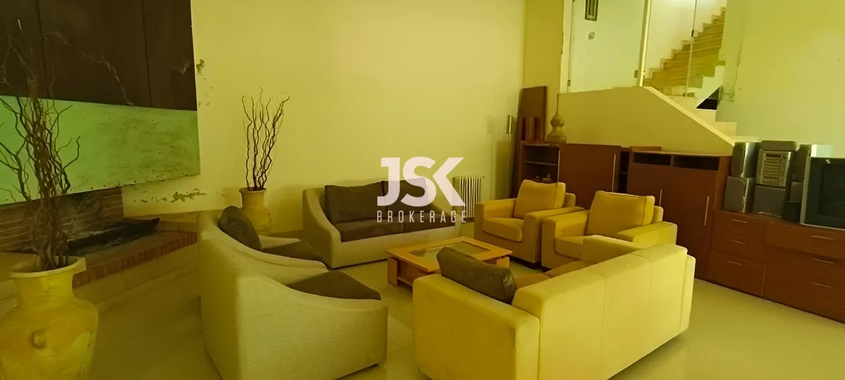 Triplex for sale in Kfardebian