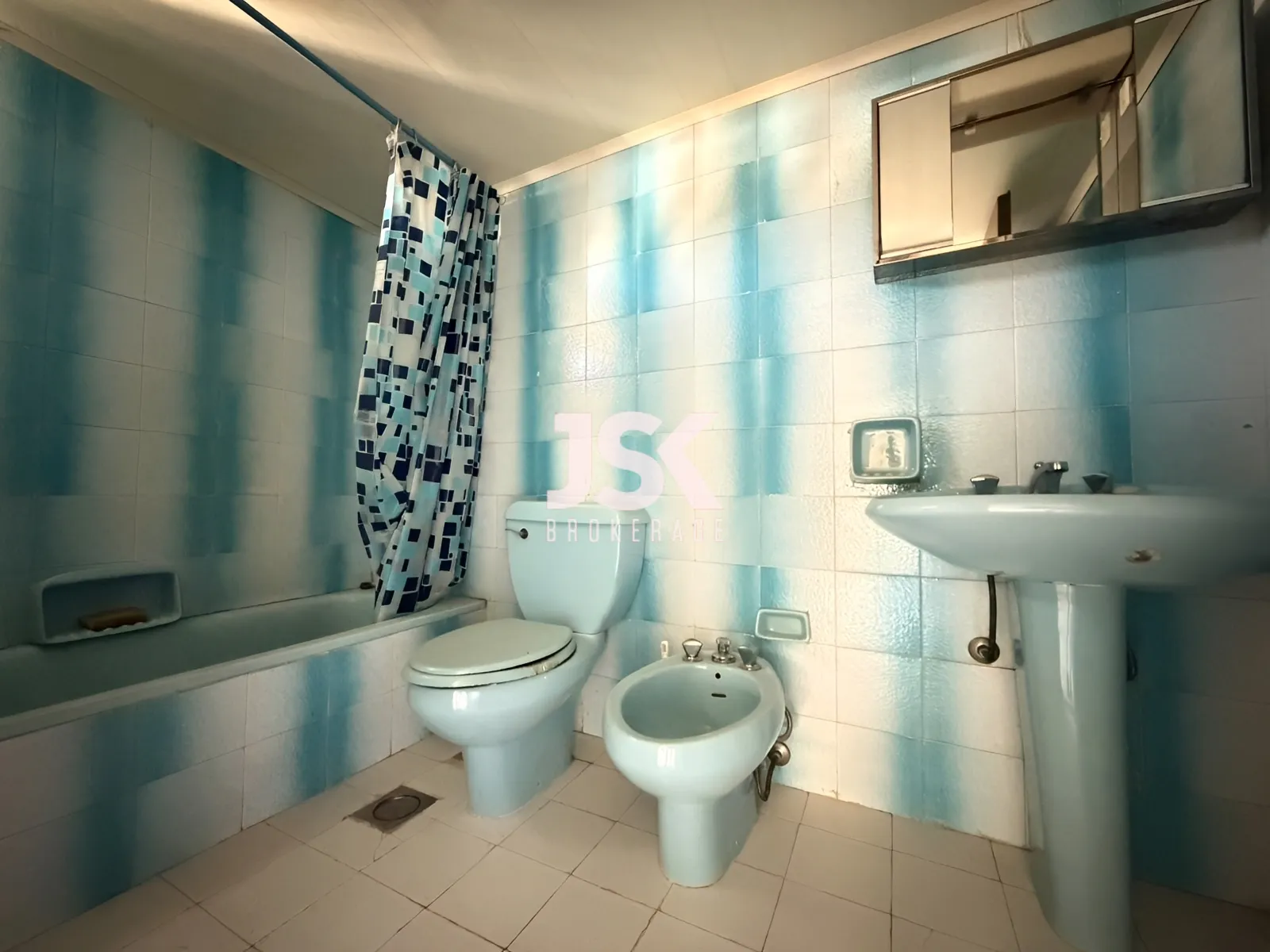 Apartment for Sale in Adonis