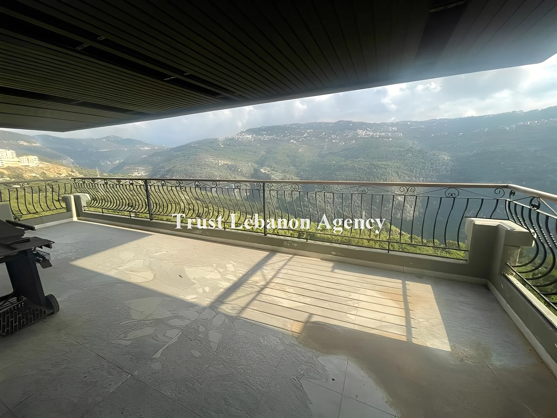 Apartment for Sale in Metn Monteverde Lebanon